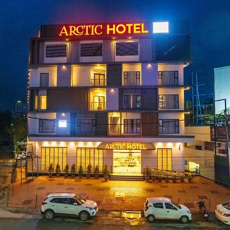 Arctic Hotel Kochi Exteriör bild